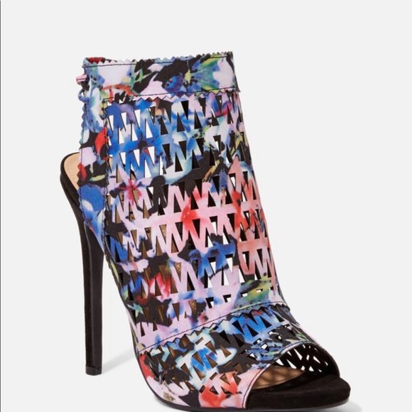 NWOT Justfab Robyn cutout open toe heeled sandals - Picture 6 of 10